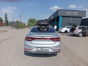 grander: Hyundai Grandeur: 2018 г., Седан — 4