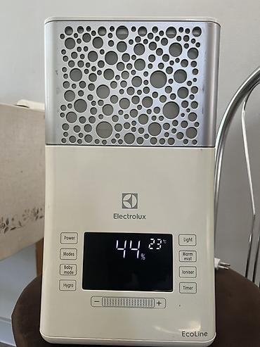 ноутбук планшет 2 в 1: Увлажнитель воздуха Electrolux, Таймер — 1