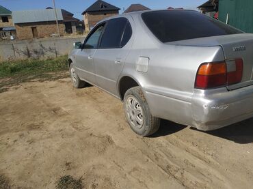 Toyota: Toyota Camry: 1997 г., 2 л, Автомат, Бензин, Седан