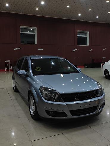 opel astra on şuşə: Opel Astra: 1.6 l | 2005 il 350000 km Sedan — 3