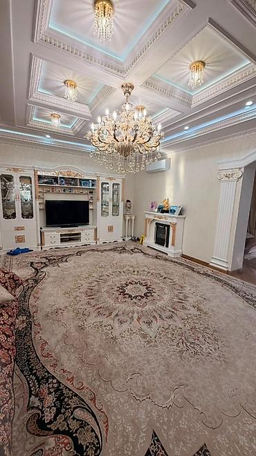 Продажа коттеджей и домов: 🏡✨ ПРОДАЁТСЯ 2-ЭТАЖНЫЙ ДОМ ✨🏡 📍 Медерова / Шукурова 📐 Участок — 6 — 3