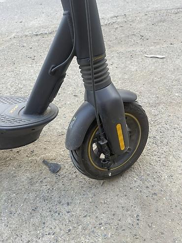 ninebot max g2: İşlənmiş Elektrik samokat 10", 751 - 1000 Vt, 26 - 35 km/s, Ünvandan götürmə, Pulsuz çatdırılma, Ödənişli çatdırılma — 4
