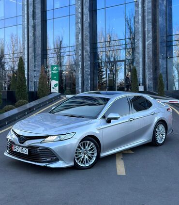 таёта платс: Toyota Camry: 2018 г., 2.5 л, Автомат, Гибрид, Седан