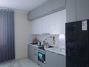 Үйлөрдү сатуу: 3 бөлмө, 130 м², 8 соток, Фрунзе, Менчик ээси — 10