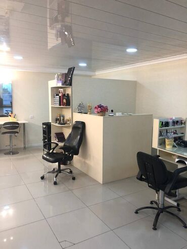 Digər kommersiya daşınmaz əmlakı: Əhmədli metrosunun yaxınlığında yerləşən 16 mərtəbəli binanın 1-ci — 7