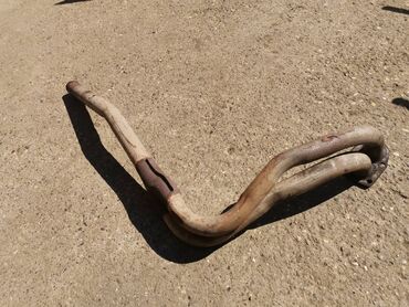 Auto delovi: Prednja grana auspuha Lada 7 Riva. Cena 1500 dinara komad. Imam — 8