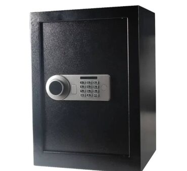 Oprema i sredstva za zaštitu: Elektronski sef sa šifrom i ključevima Imamo u ponudi 3 dimenzije — 2