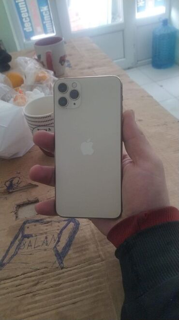 azerbaycan iphone 13 pro max fiyat: IPhone 11 Pro Max, 64 GB, Qızılı, Simsiz şarj, Face ID