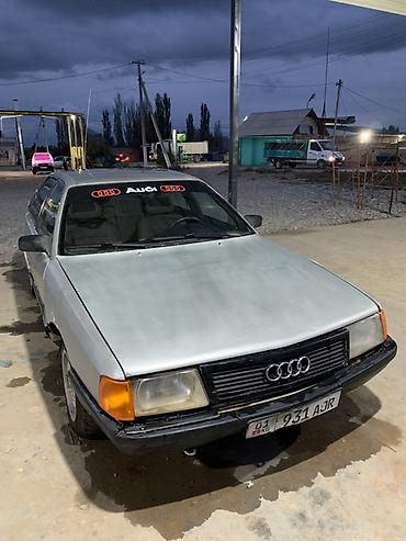 Audi: Audi 100: 1988 г., 1.8 л, Механика, Седан — 7