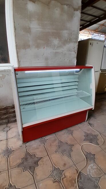 продам холодильную витрину: Продаю витринный холодильник работает отлично