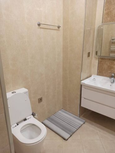 Uzunmüddətli kirayə mənzillər: Xətai metrosunun yani "Lexus"un arxasında 24 mərtəbəli binanın 22 — 10