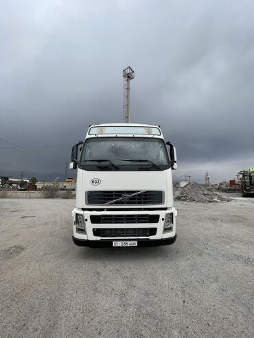 продажа машин срочно: Сүйрөгүч, Volvo