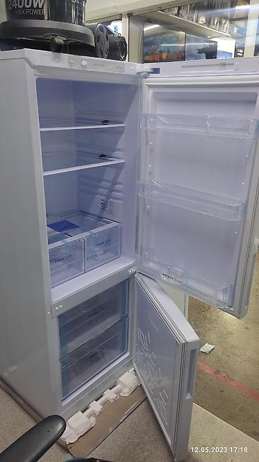 Холодильники: Холодильник Biryusa, Новый, Двухкамерный — 13