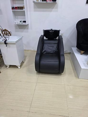mebel alemi: Peşəkar salon üçün saç yuma kreslosu - Model: inteqrə olunmuş şampun — 1