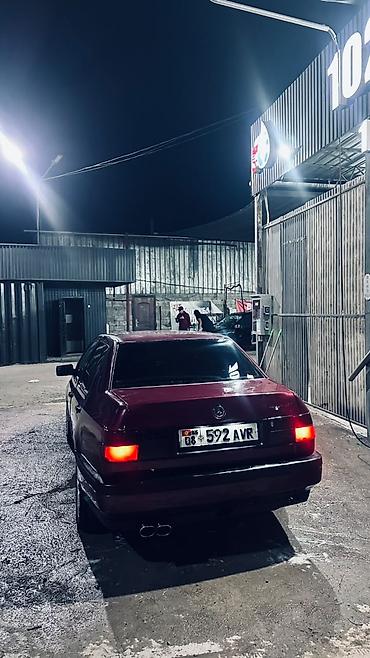 полики на changan: Volkswagen Vento: 1992 г., Седан — 2