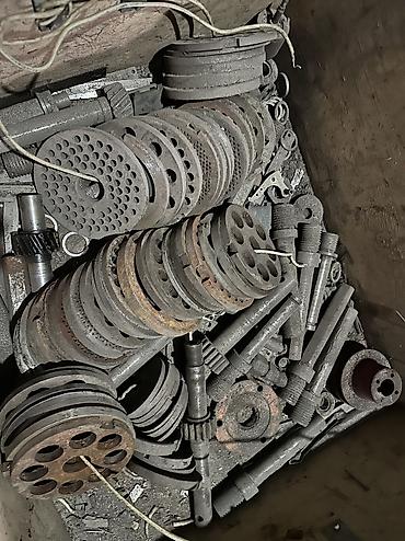 Промышленные холодильники и комплектующие: -ИСПАРИТЕЛИ: 2 м 6000 сом. -ИСПАРИТЕЛИ: продувной 1,6м 16000 — 20