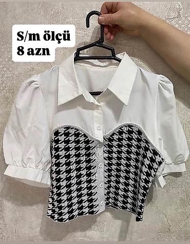 ağ sandallar: Qadın köynəyi və üst korset kombini - Rəng: ağ köynək, qara-ağ — 1