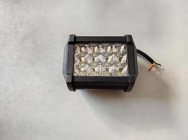 raspon rupa: LED RADNI FAR | Treptajući radni far sa 12 LED dioda. Uz far ide i — 3