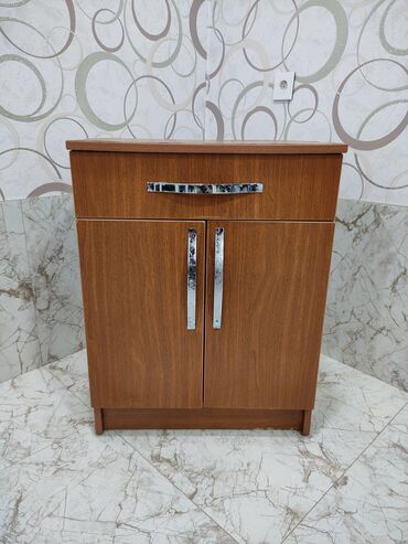 шоколад мерси цена в бишкеке: İşlənmiş, Açılan, 2 qapılı Düz dolab, Mətbəx dolabı