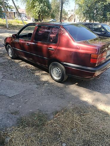 2 моно: Volkswagen Vento: 1992 г., 1.8 л, Механика, Бензин, Седан — 5