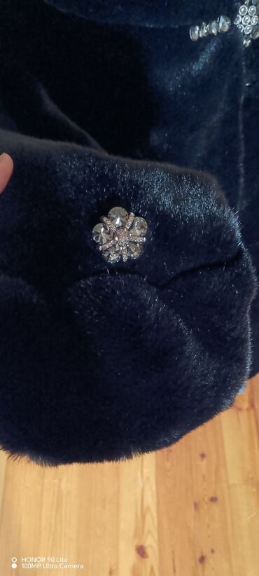 Kürklər: Şuba tecil satlir baha alnib tecil ‼️ satlir 130 azn zeazi bine — 11