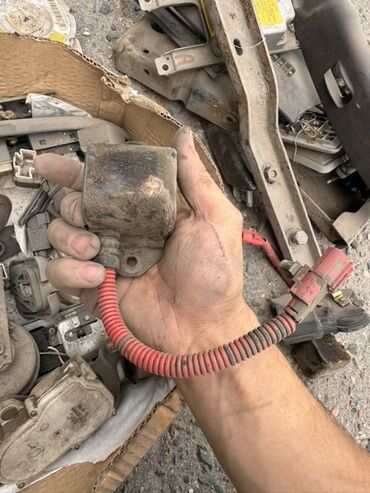 Другие автозапчасти: Запчасти для Mitsubishi space gear — 133