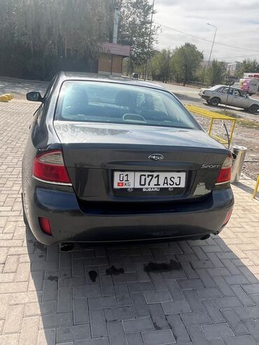 лигаси б4: Subaru Legacy седан, версия Sport, темно-серый металлик. Кузов и