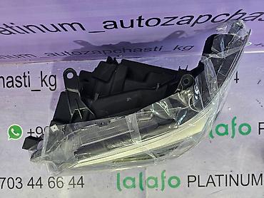 platinum: Комплект передних фар Lexus 2020 г., Новый, Аналог — 3