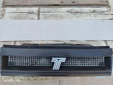 vaz panel: VAZ/Lada üçün ön radiator barmaqlığı (emblemli) - Model: “T” emblemi — 1