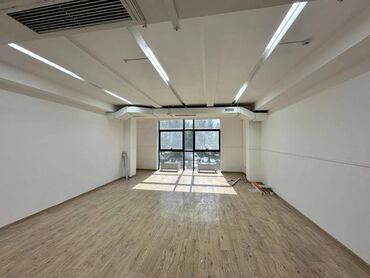 офис в ош: Сдаю Офис, 110 м², В бизнес центре, С системой безопасности, С юридическим адресом
