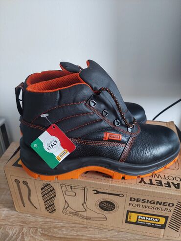 hugo trenerka muska: Shoes, size - 44