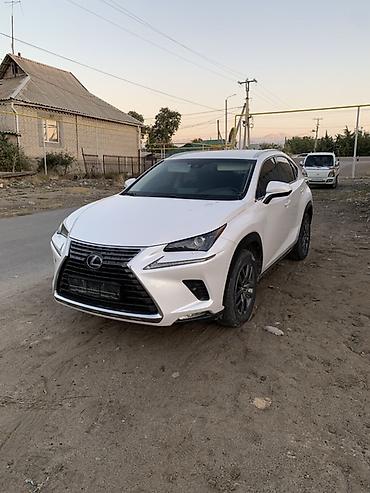 Lexus NX: 2018 г., Автомат, Гибрид, Кроссовер