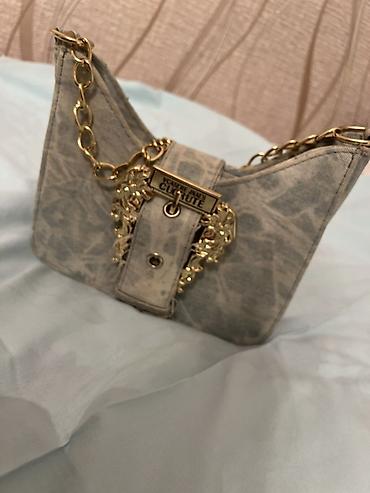 parca cantalar: Juicy Couture tərzində zəncirli çiyin çantası - Material: açıq rəngli — 1
