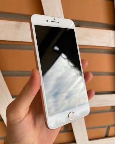 ayfon 7 plus qiymeti: IPhone 8 Plus, 64 GB, Gümüşü, Qırıq, Barmaq izi, Simsiz şarj