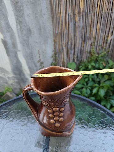 bacac diska: Retro keramički vrč / bokal (Model 665) – Vintage etno keramika 1970-e — 3