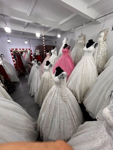 Toy paltarları: Hazır Biznes Satılır! Müxtəlif üslublarda və ölçülərdə gəlinliklər — 4