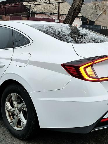 Hyundai: Hyundai Sonata: 2021 г., 2 л, Автомат, Газ, Седан — 8