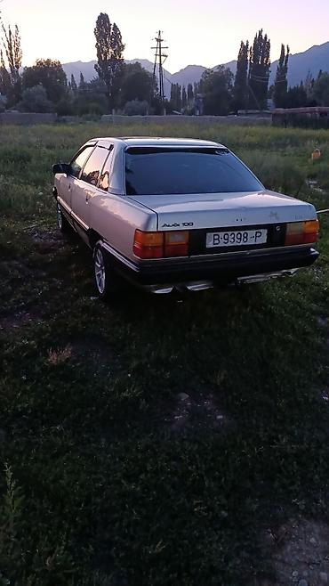 буксиры: Audi 100: 1989 г., 2.5 л, Механика, Бензин, Седан — 2
