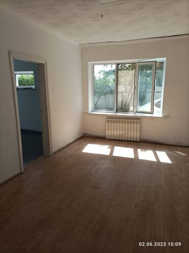Продажа домов: Дом, 148 м², 8 комнат, Собственник, Старый ремонт at lalafo.kg — 5 Продажа домов: Дом, 148 м², 8 комнат, Собственник, Старый ремонт — 5