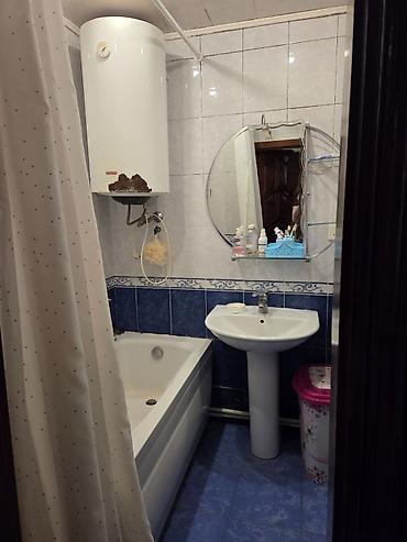 yardımlı: Ev kirayə verilir,3 otaqlıdır.BDU nun və Elmlər metrosunun — 6