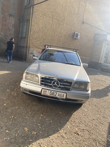 mercedesbenz cclass машина: Mercedes-Benz C-Class: 1994 г., 1.8 л, Механика, Бензин, Седан