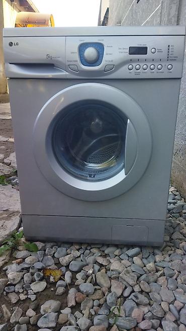 Бытовая техника: Продаю стиральную машину автомат lg 5kg 
цена 8тыс б. у рабочий — 2