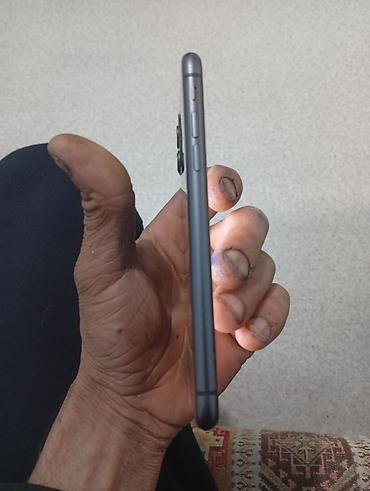 iphone barter: IPhone 11, 64 GB, Qara, Face ID — 4