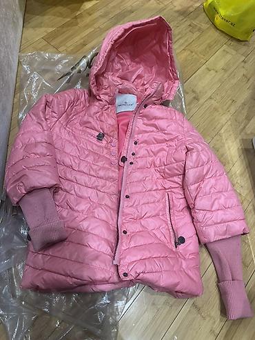 Üst geyimləri: Moncler qadın/qız üçün qışlıq şişmə gödəkçə Qollari çixarmaq və salmaq — 1