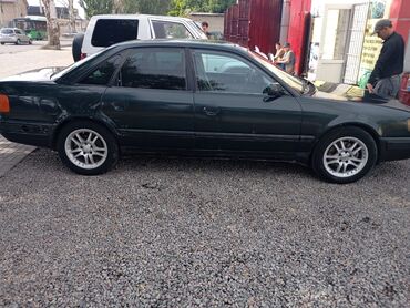 алфарт машына: Audi S4: 1993 г., 2.6 л, Механика, Бензин, Седан