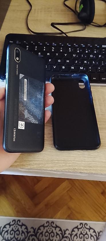 sterilizator za flasice: Huawei Y5 2019 Telefon ispravan. Tragovi korišćenja vidni. Ide sve sa — 2