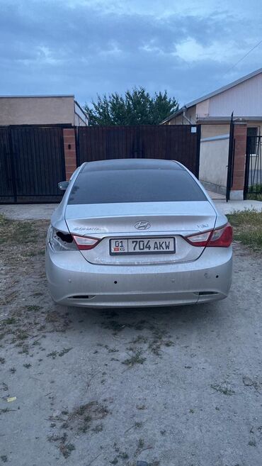 худай саната: Hyundai Sonata: 2010 г., 2 л, Автомат, Газ