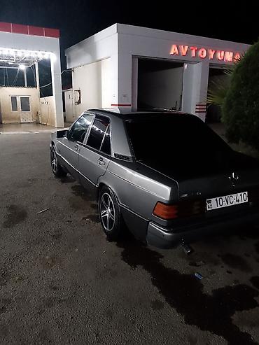 volkswagen polo 1: Mercedes-Benz 190 (W201): 2 л | 1990 г. Седан — 2