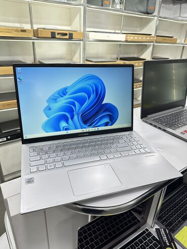 ноутбук asus vivobook: Ноутбук, Asus, 4 ГБ ОЗУ, Intel Core i3, 15.6 ", Б/у, Для работы, учебы, память SSD