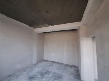 Çəngəllər: Təsvir: - Tikintisi yeni tamamlanan, suvağı vurulmuş və zolaq beton